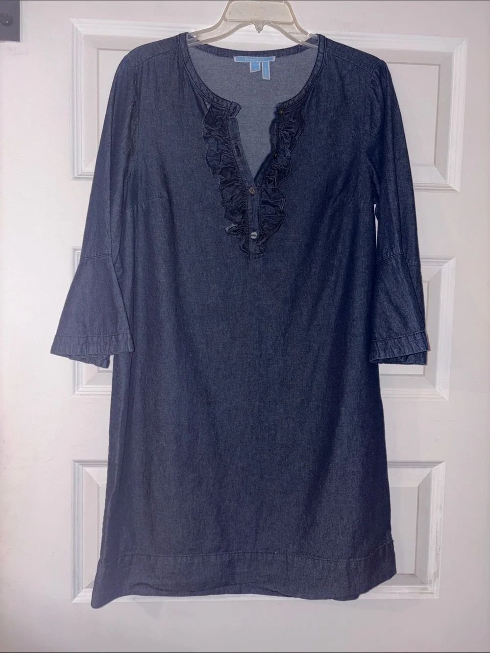 DRAPER JAMES CHAMBRAY RUFFLE SHIFT DRESS - Picture 4 of 9